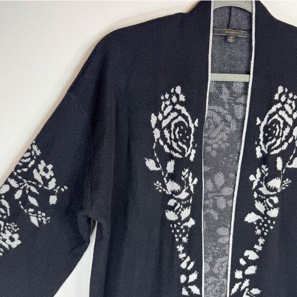 BCBG MAXSPORT Intarsia Cardigan Duster floral heart wool - Picture 8 of 11